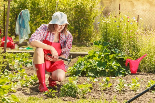 Communication during a gardening complaint investigation